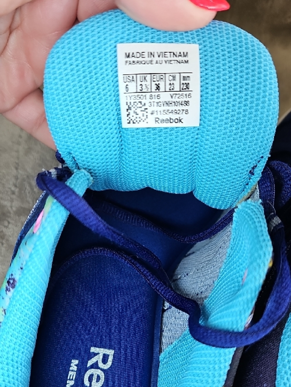 Reebok Women's Size 6 Navy Blue Sneakers with Teal and Multicolor Print - Picture 11 of 13